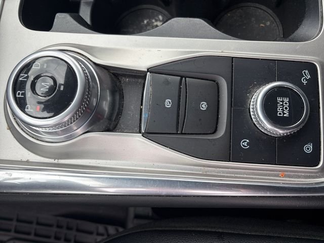 Used 2020 Brown Ford XLT image 24