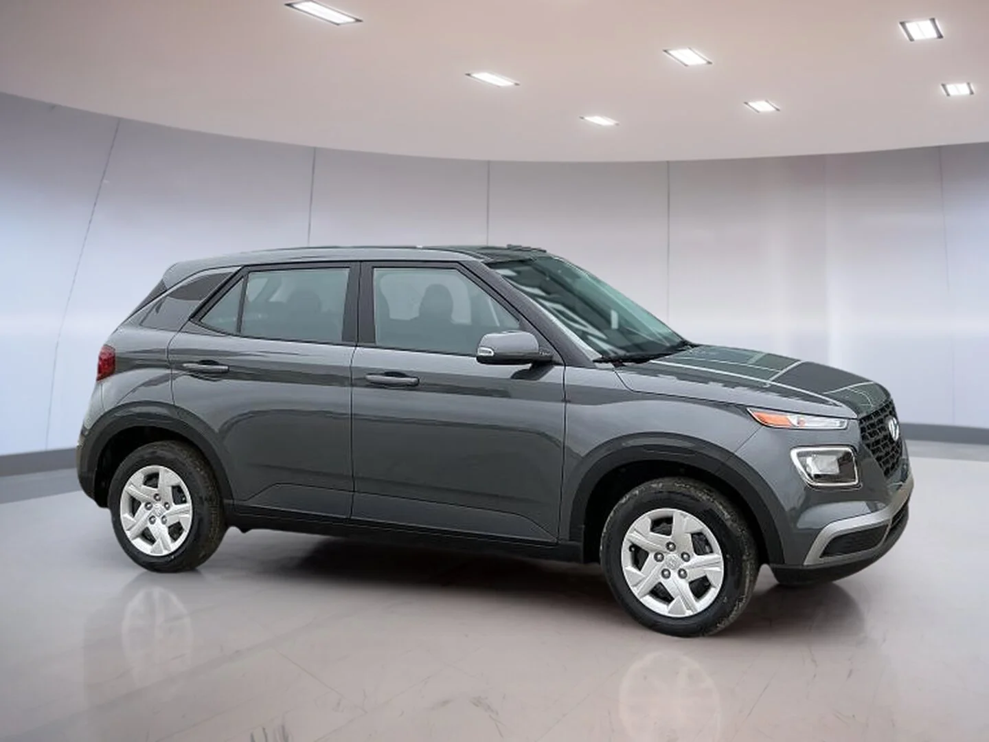 New 2026 Grey Hyundai Essential image 7