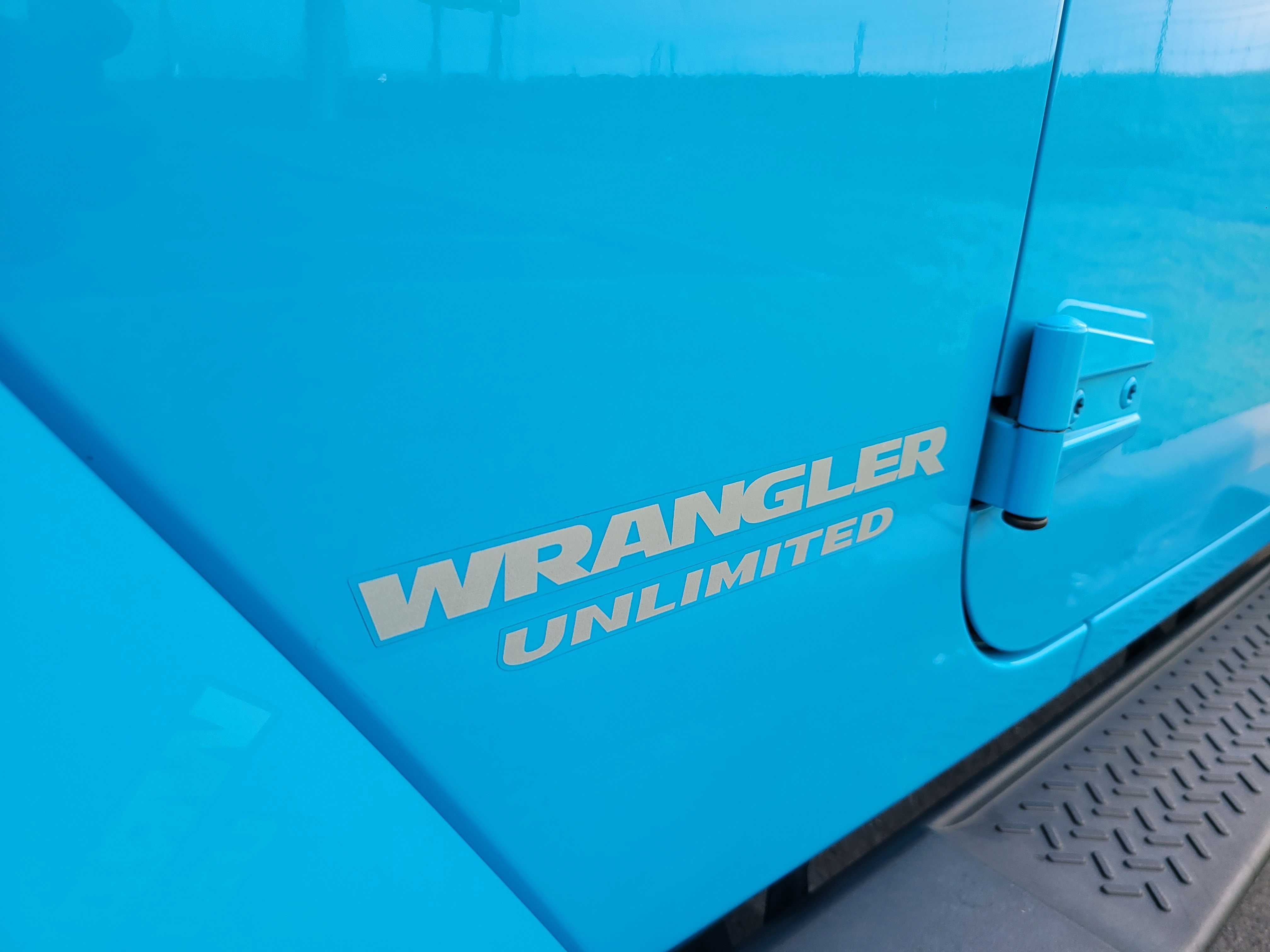 Used 2017 Chief Clearcoat Jeep Chief Edition image 9