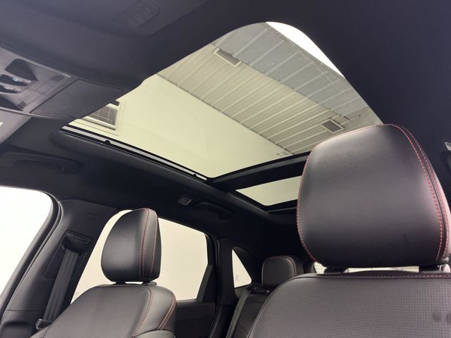 Used 2025 Vapor Blue Ford ST-Line Elite image 7