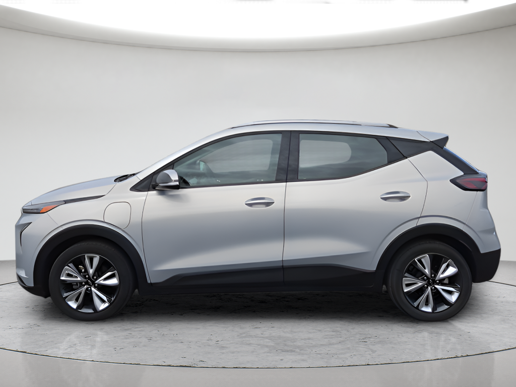 Used 2022 Silver Chevrolet LT image 6