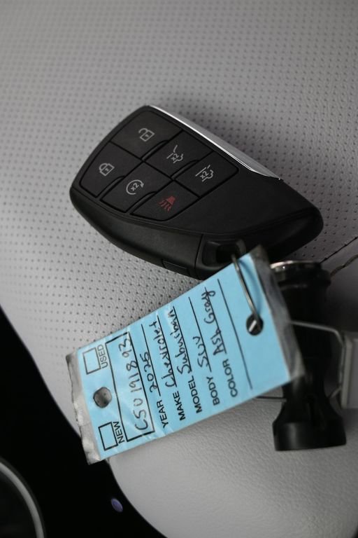 2025 Chevrolet Suburban Premier - Photo 32