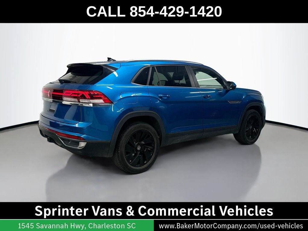 Used 2024 Blue Metallic Volkswagen 2.0T SE w/Technology image 9