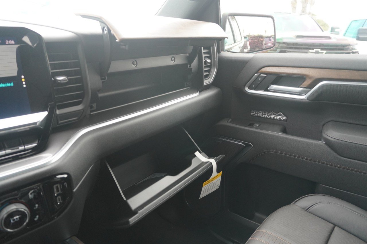 2026 Chevrolet Silverado 1500 High Country - Photo 59