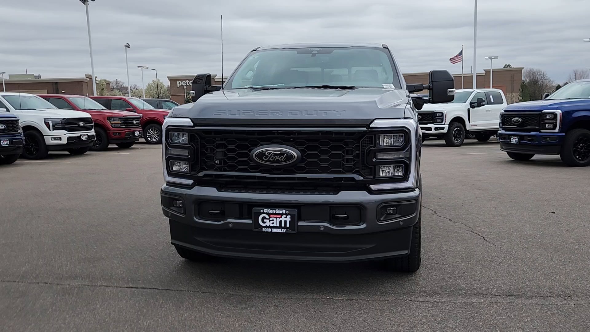 New 2026 Carbonized Gray Metallic Ford LARIAT image 4