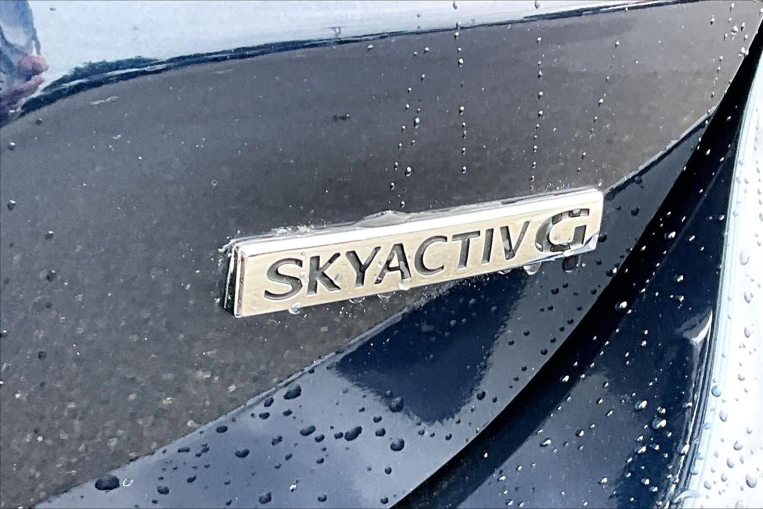 Used 2019 Deep Crystal Blue Mazda Signature image 9