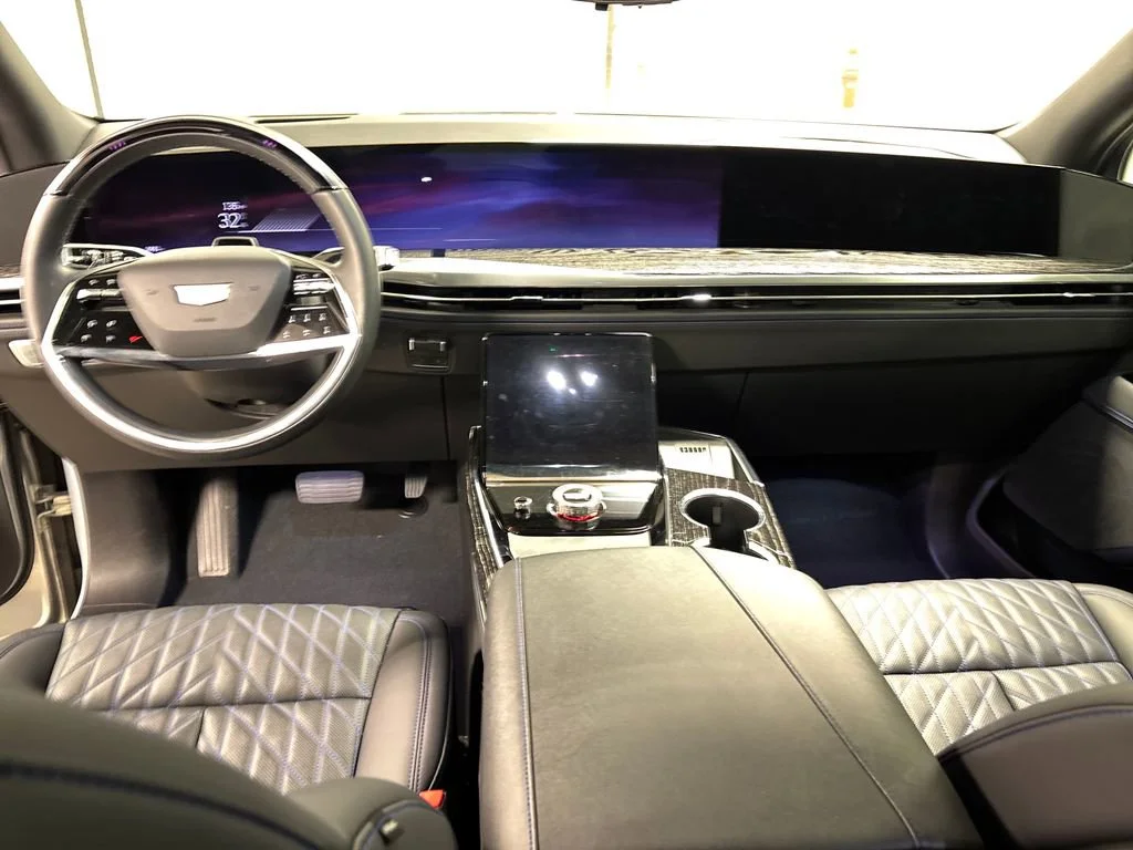 2025 Cadillac Escalade IQ Luxury 1 - Photo 28