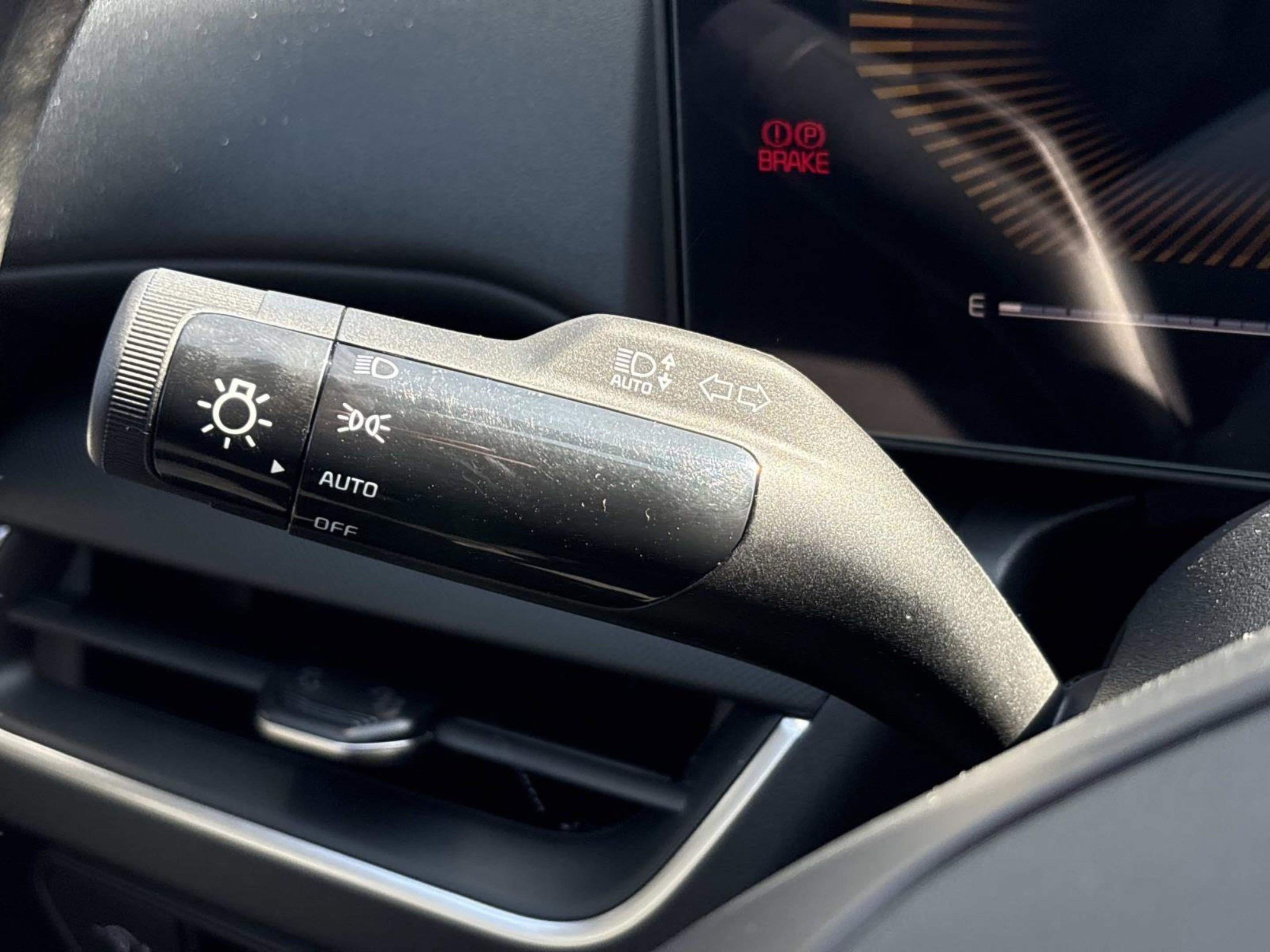 2025 Kia K4 LXS - Photo 18
