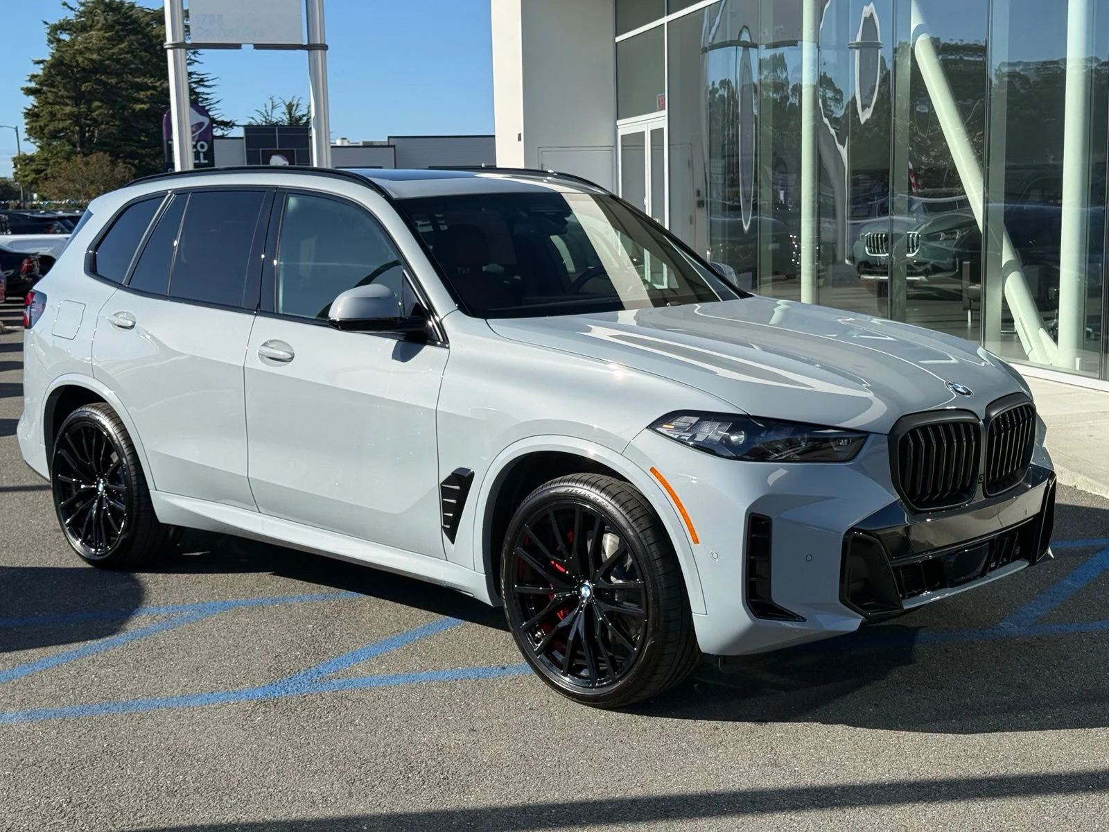 New 2026 Brooklyn Grey Metallic BMW xDrive40i image 2