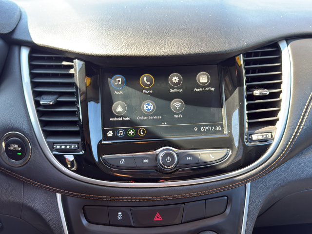 Used 2019 White Chevrolet LT image 15