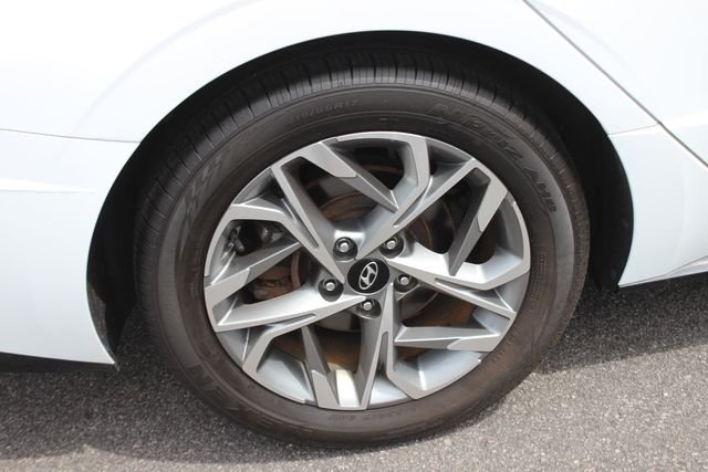Used 2020 Gray Hyundai SEL image 33