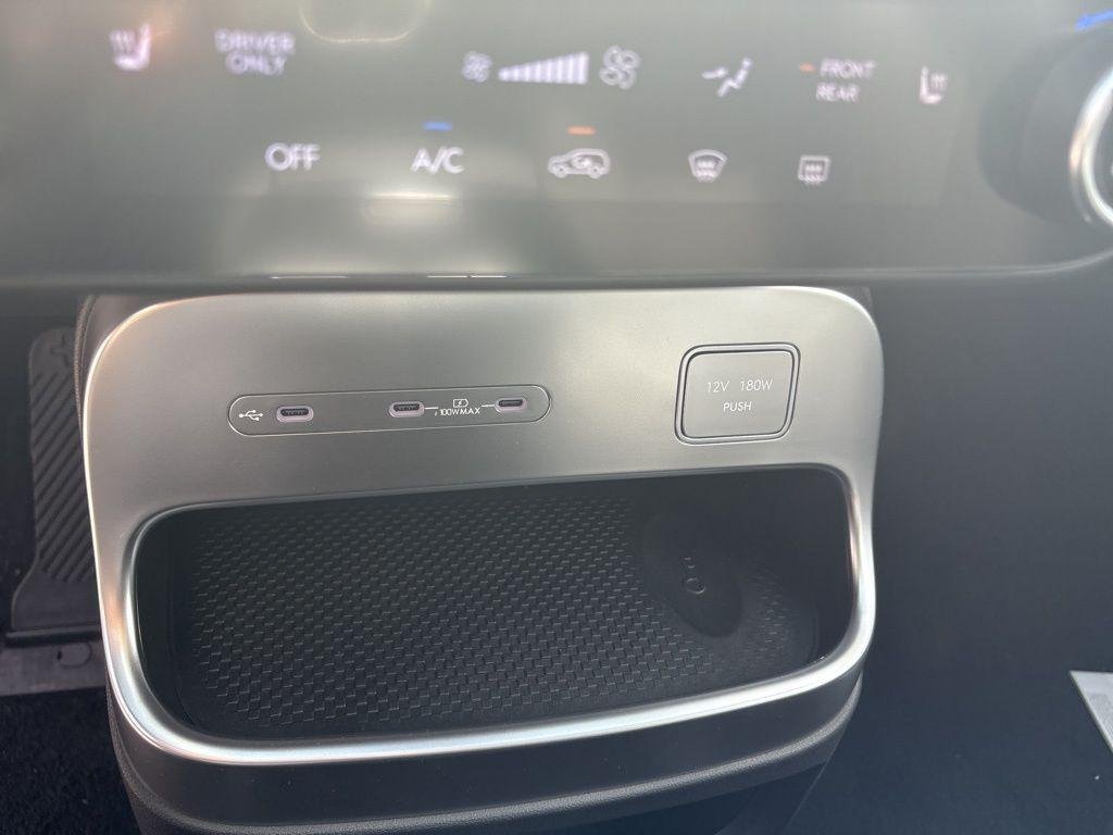 2026 Hyundai IONIQ 9 SE - Photo 30