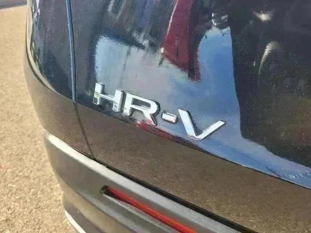 Used 2023  Honda Sport image 10