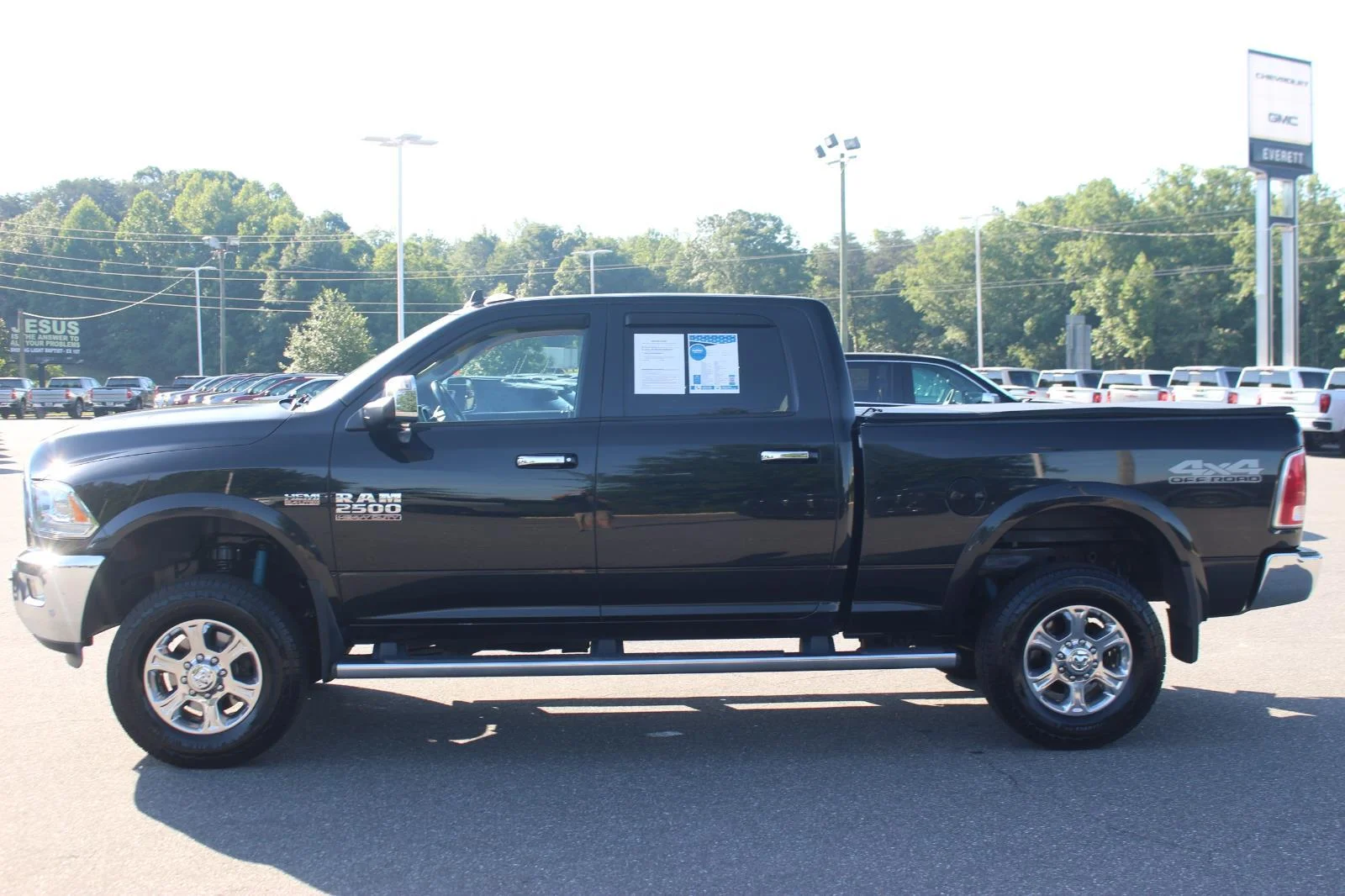 Used 2017 Black Ram Laramie image 4