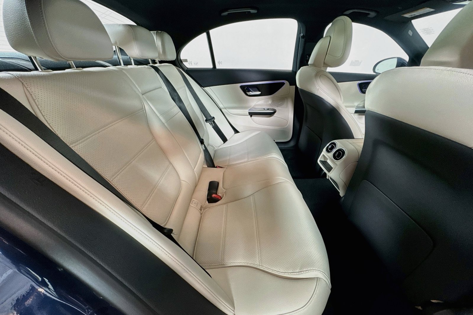 New 2026 Twilight Blue Metallic Mercedes-Benz C 300 image 25