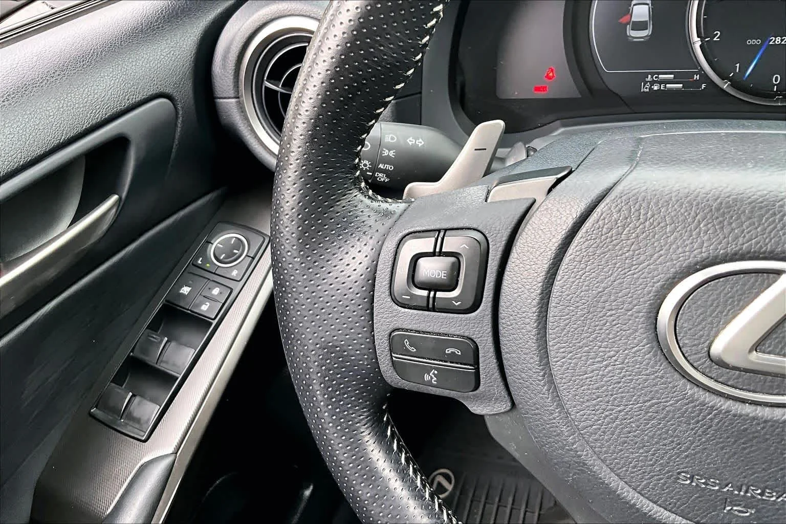 Used 2021 Atomic Silver Lexus F SPORT image 22