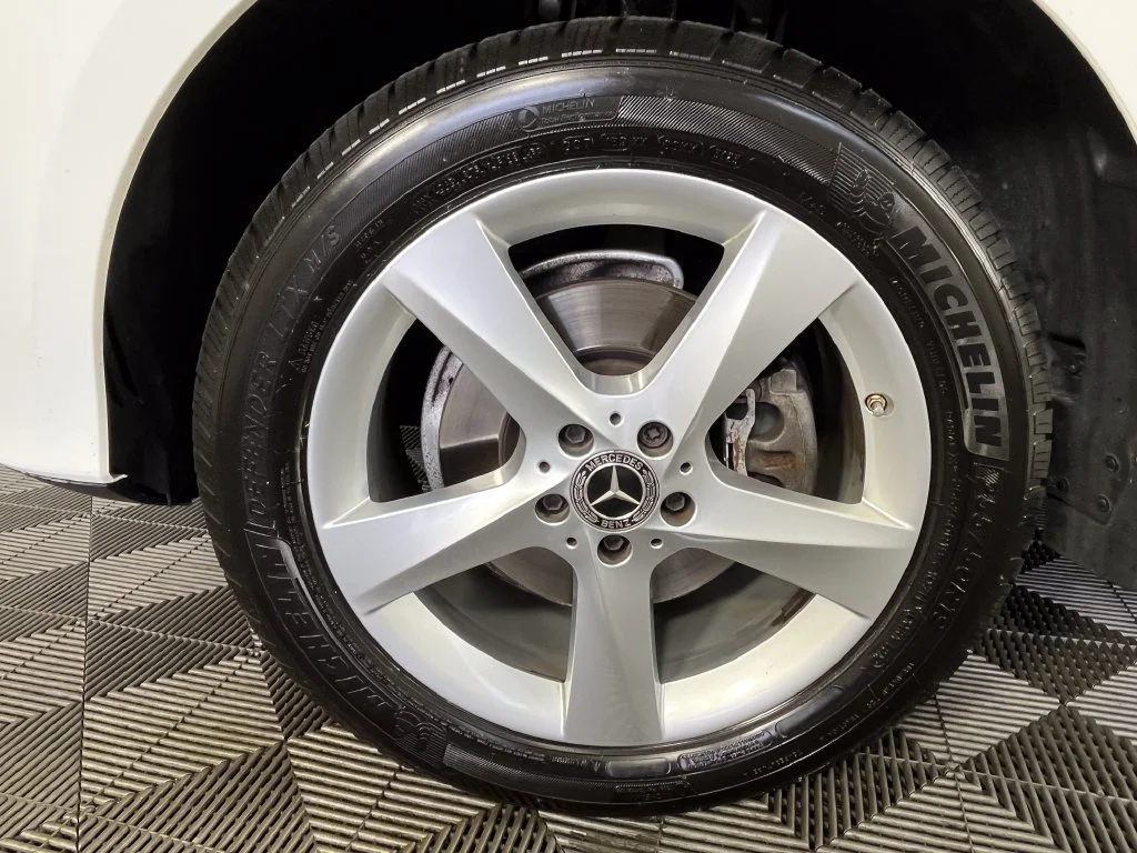 Used 2017 Polar White Mercedes-Benz GLE 350 image 14
