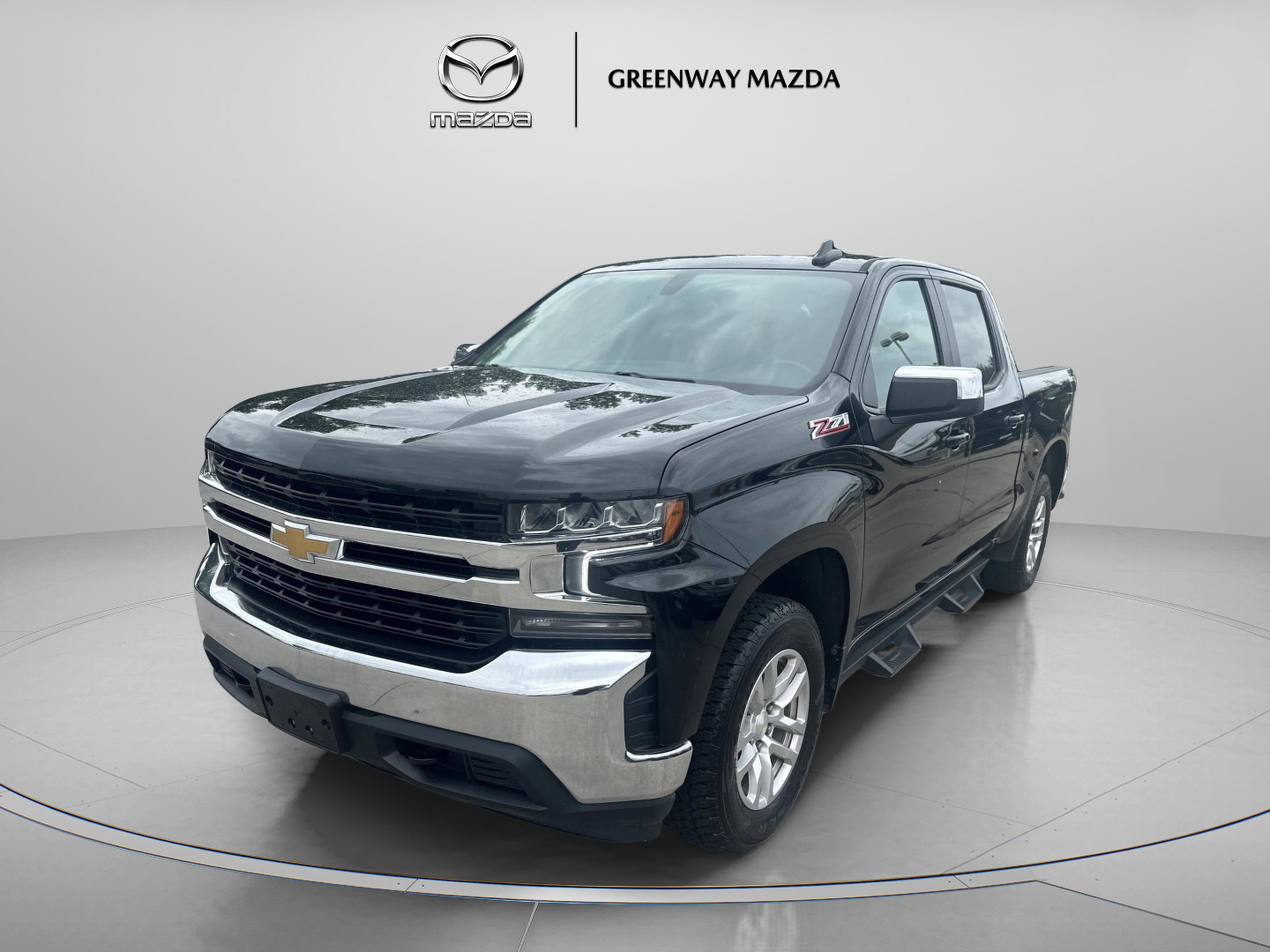 Used 2021 Black Chevrolet LT image 3