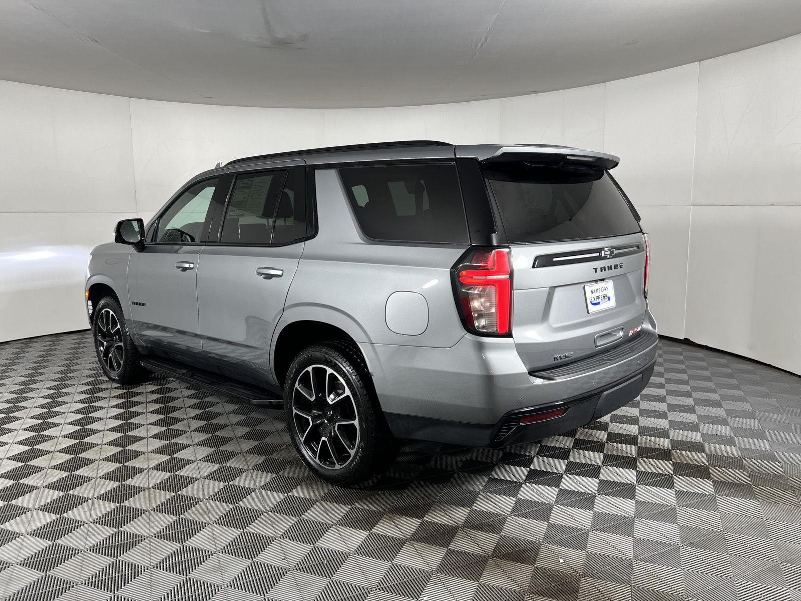 Used 2023 Sterling Gray Metallic Chevrolet RST image 4