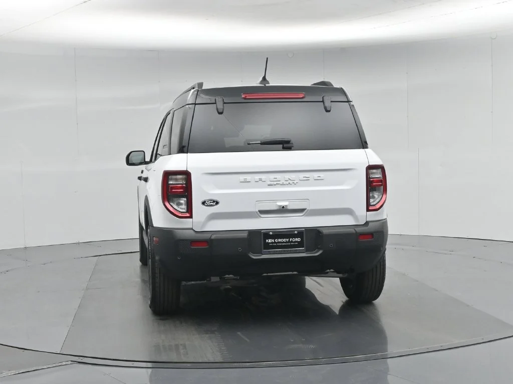 New 2026 Oxford White Ford Outer Banks image 53