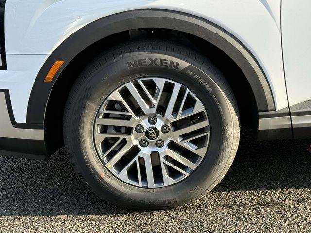 New 2026 White Hyundai SEL AWD image 11