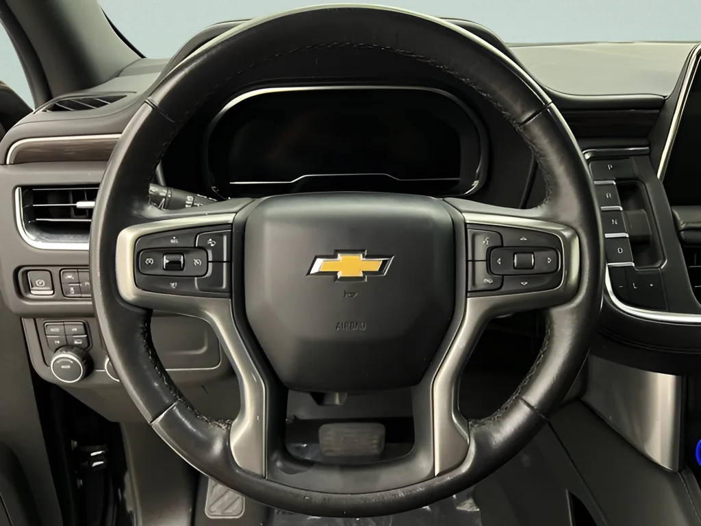 Used 2023 Black Chevrolet LT image 12