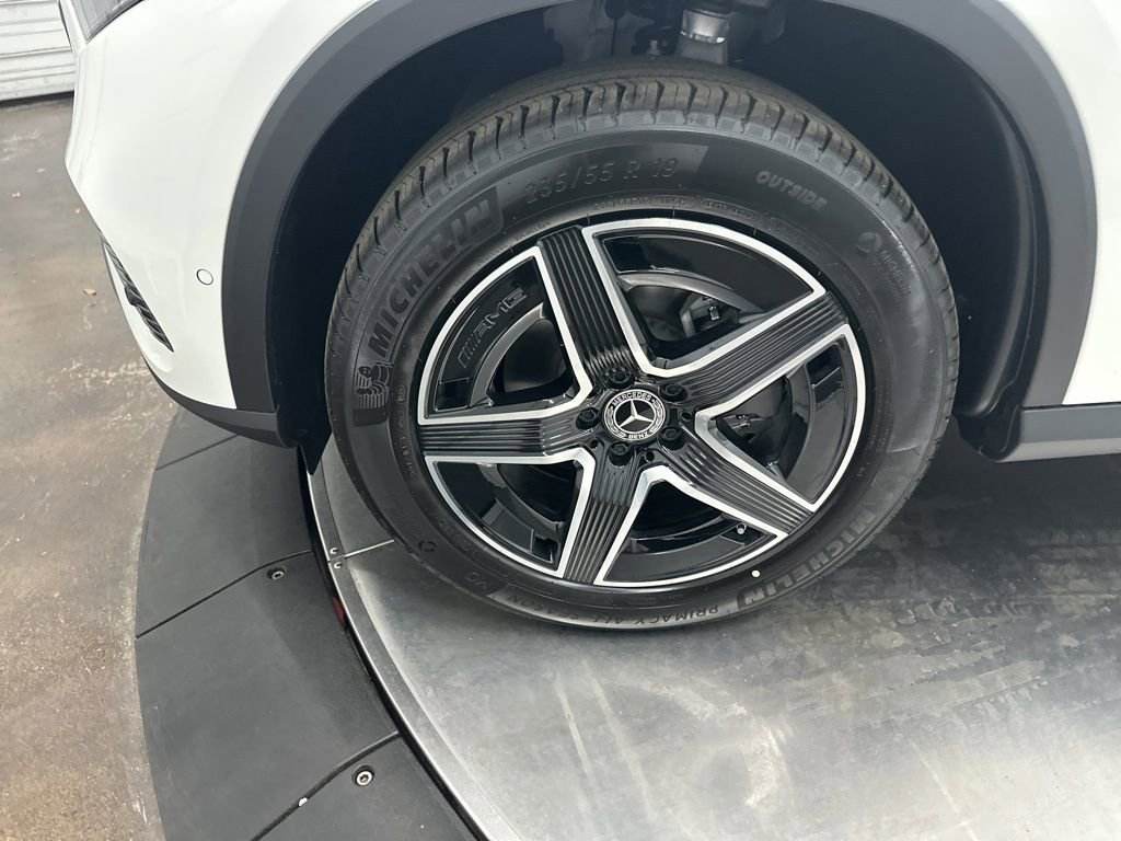 New 2026 Polar White Mercedes-Benz GLC 300 image 67