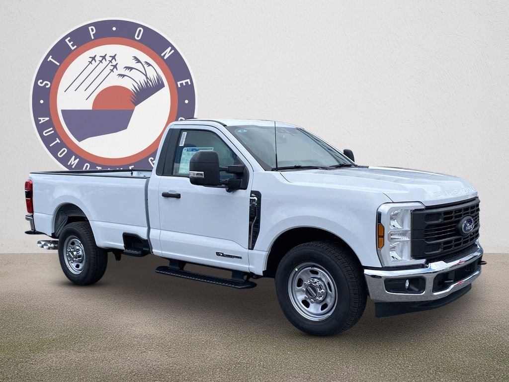 New 2025 Oxford White Ford F-350® XL image 2