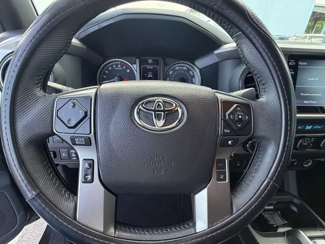 Used 2022 Gray Toyota Limited image 22