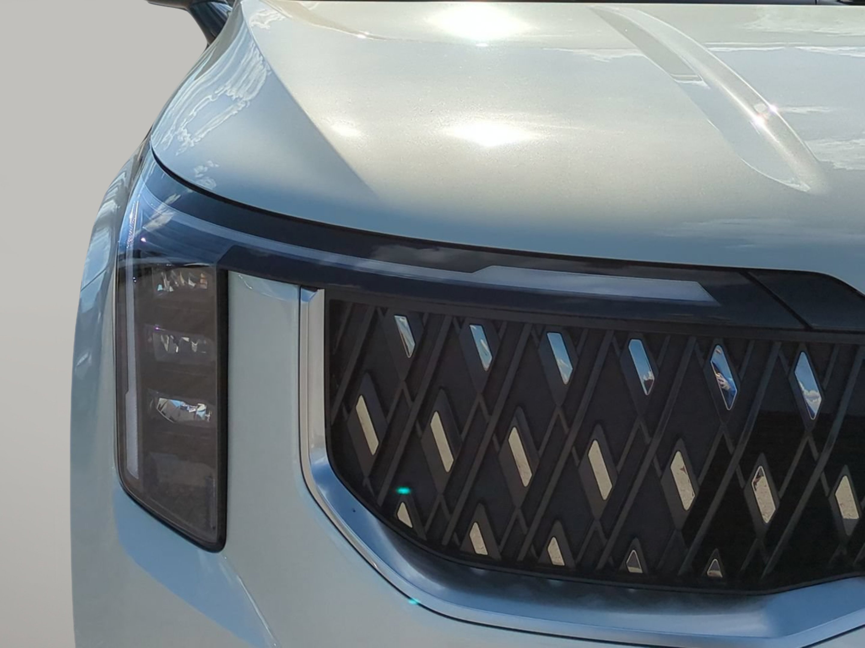 New 2026 Ivory Silver Kia EX image 32