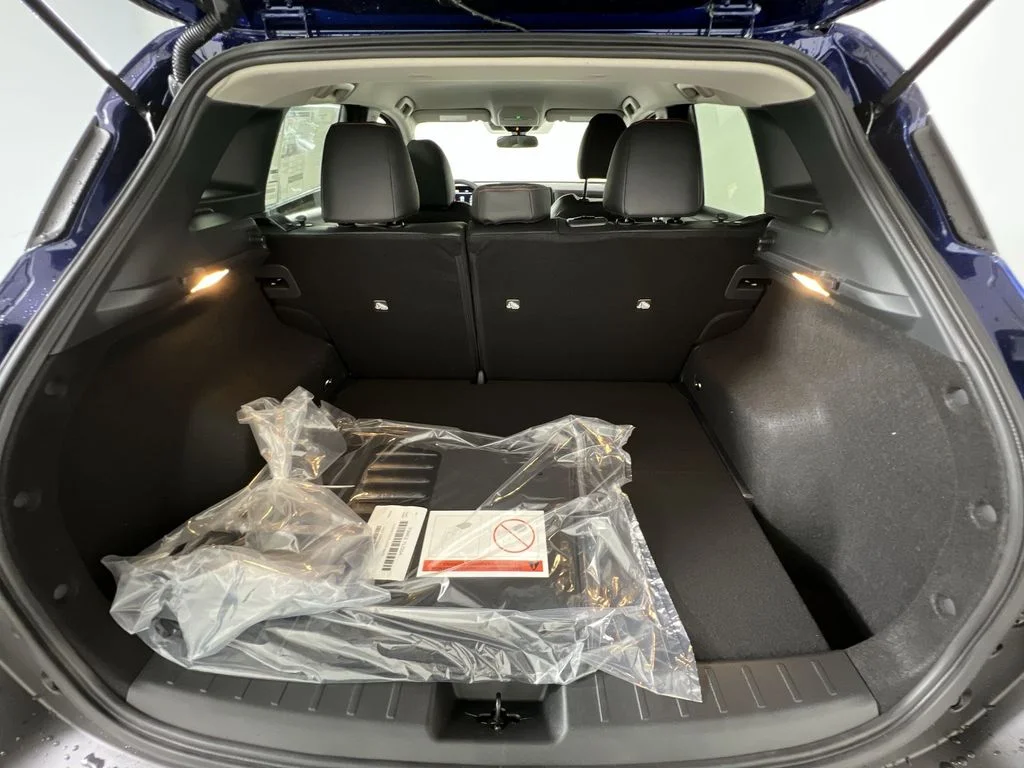 2026 Nissan KICKS SR - Photo 20