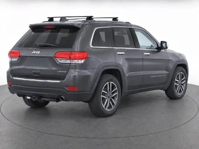 Used 2019 Granite Crystal Metallic Clearcoat Jeep Limited image 3