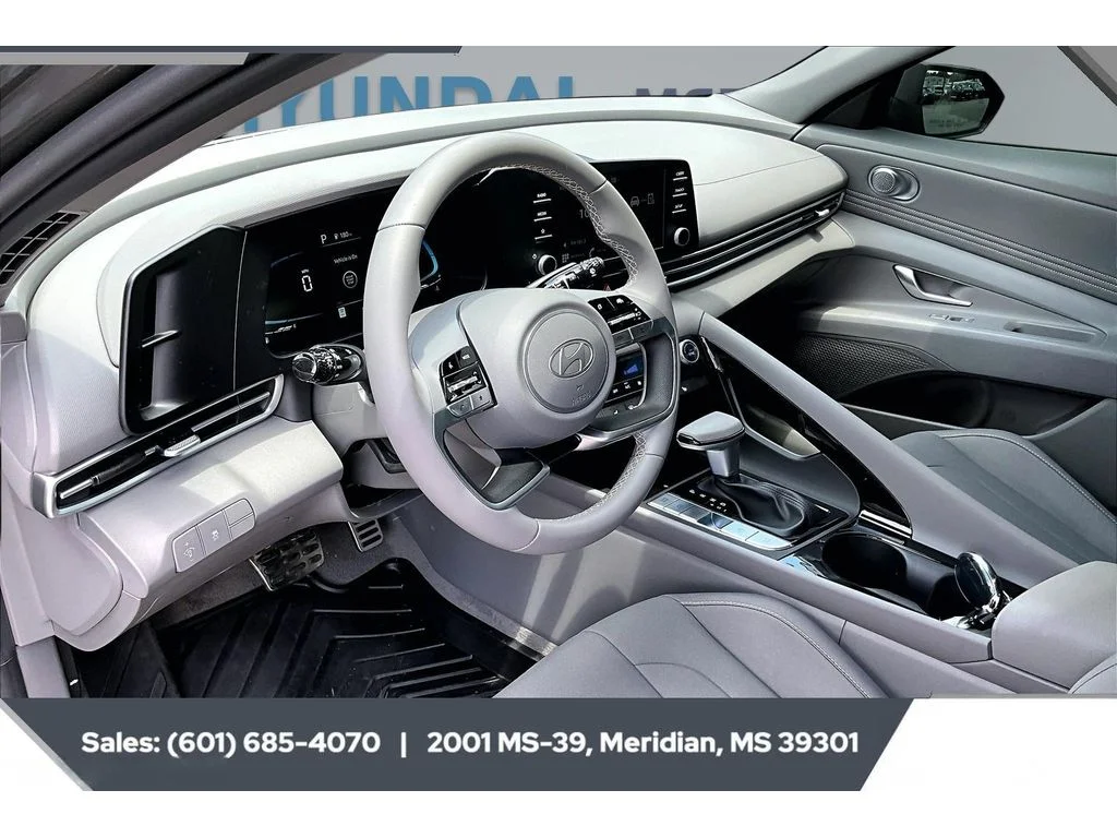 Used 2026 Amazon Gray Hyundai SEL Sport Premium image 12