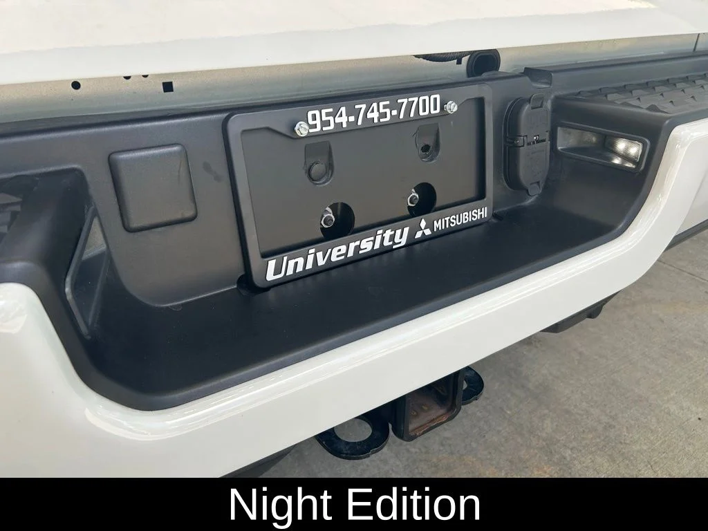 Used 2025 White Ram Laramie image 22