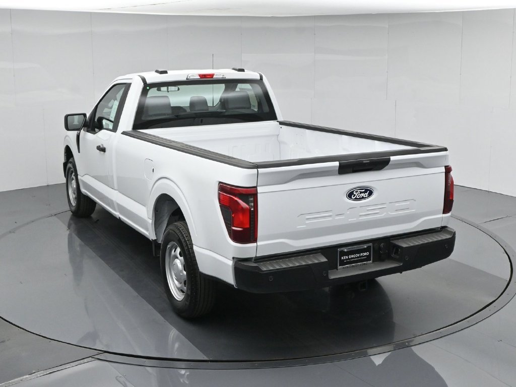 New 2026 Oxford White Ford XL image 32