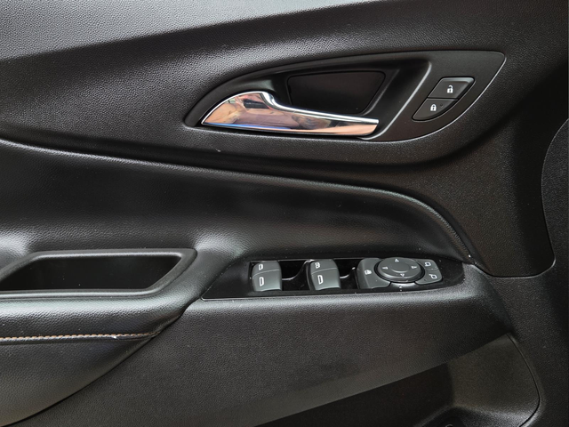 Used 2022 Gray Chevrolet Premier image 20