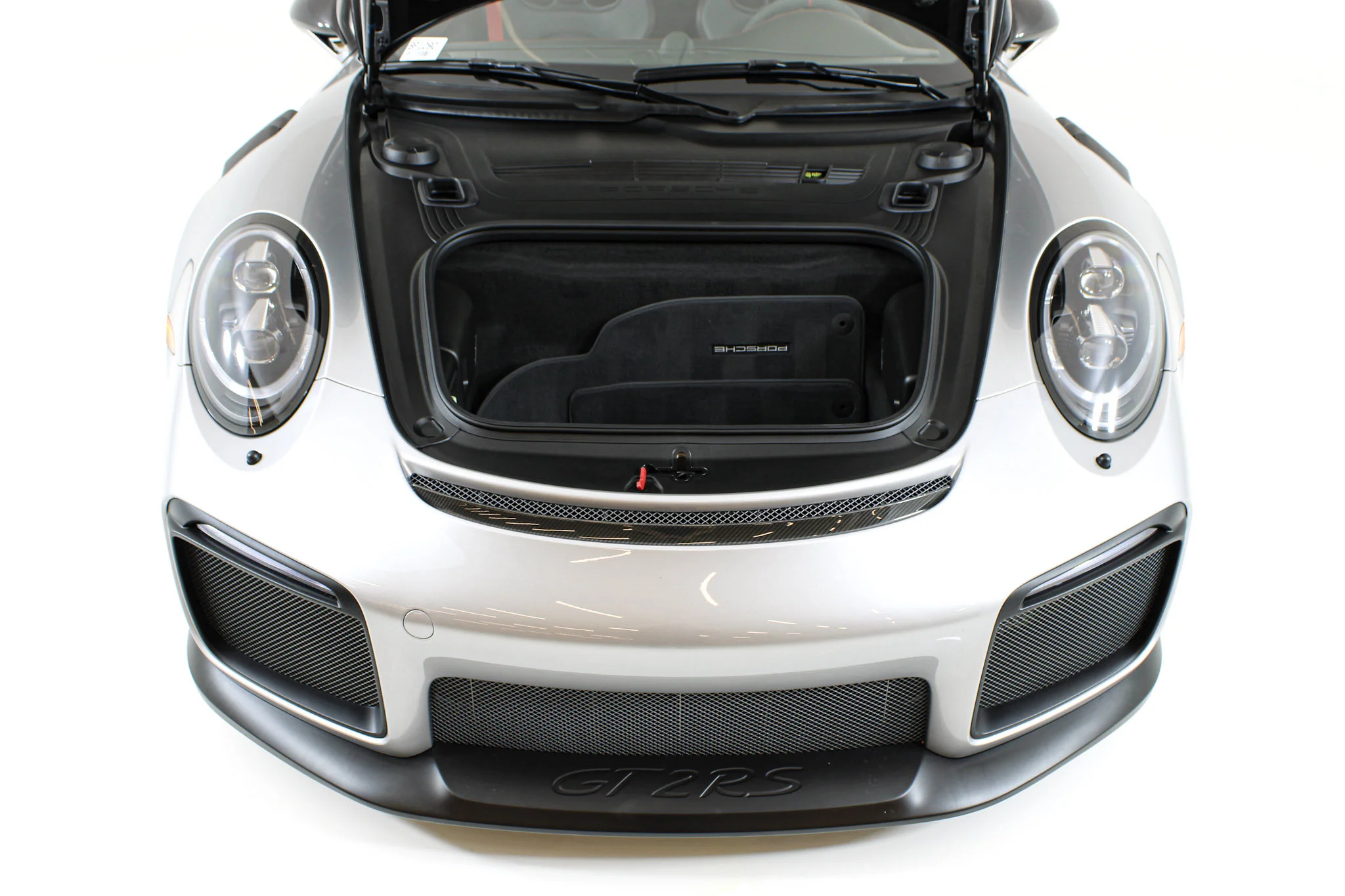 Used 2018 Silver Porsche GT2 RS Coupe image 56