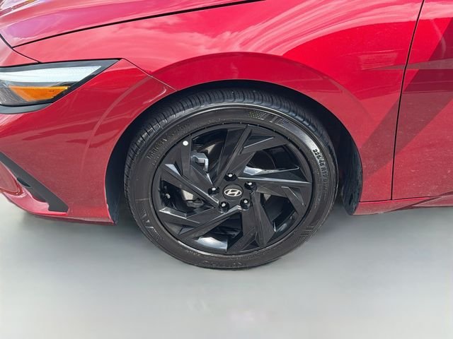 Used 2026 Red Hyundai SEL Sport image 29