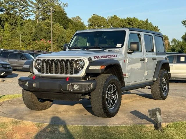 Used 2024 Silver Jeep Rubicon image 3