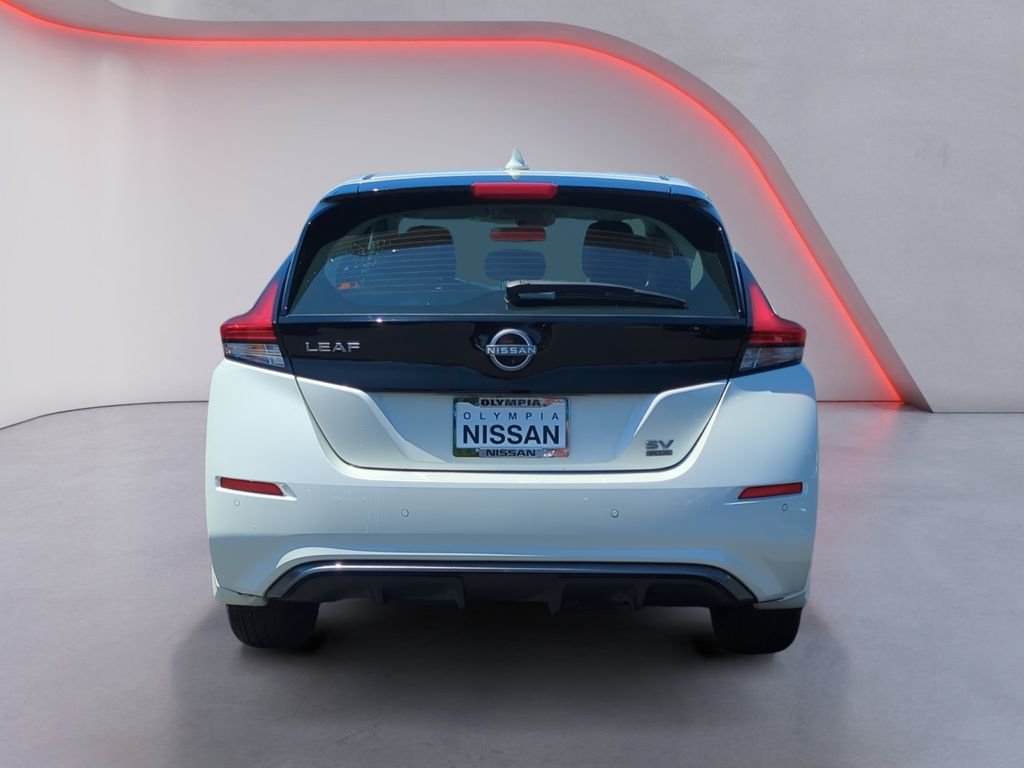 Used 2024 White Nissan SV Plus image 5