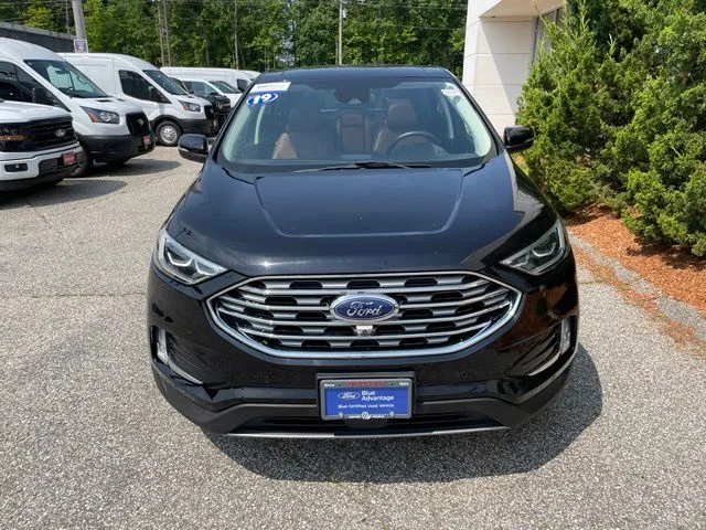 Used 2019 Black Metallic Ford Titanium image 3