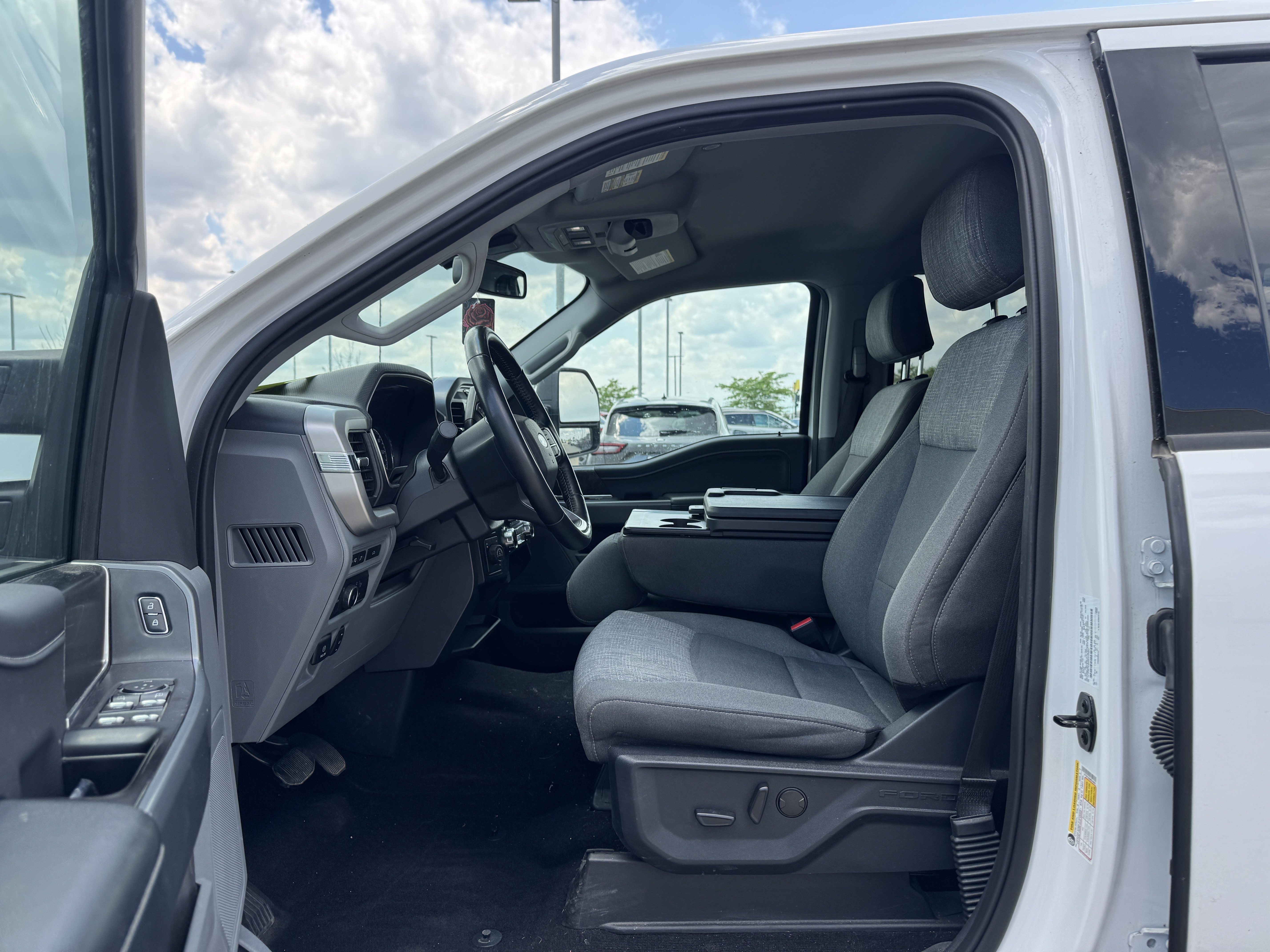 Used 2024 Rapid Red Metallic Tinted Clearcoat Ford XLT image 5