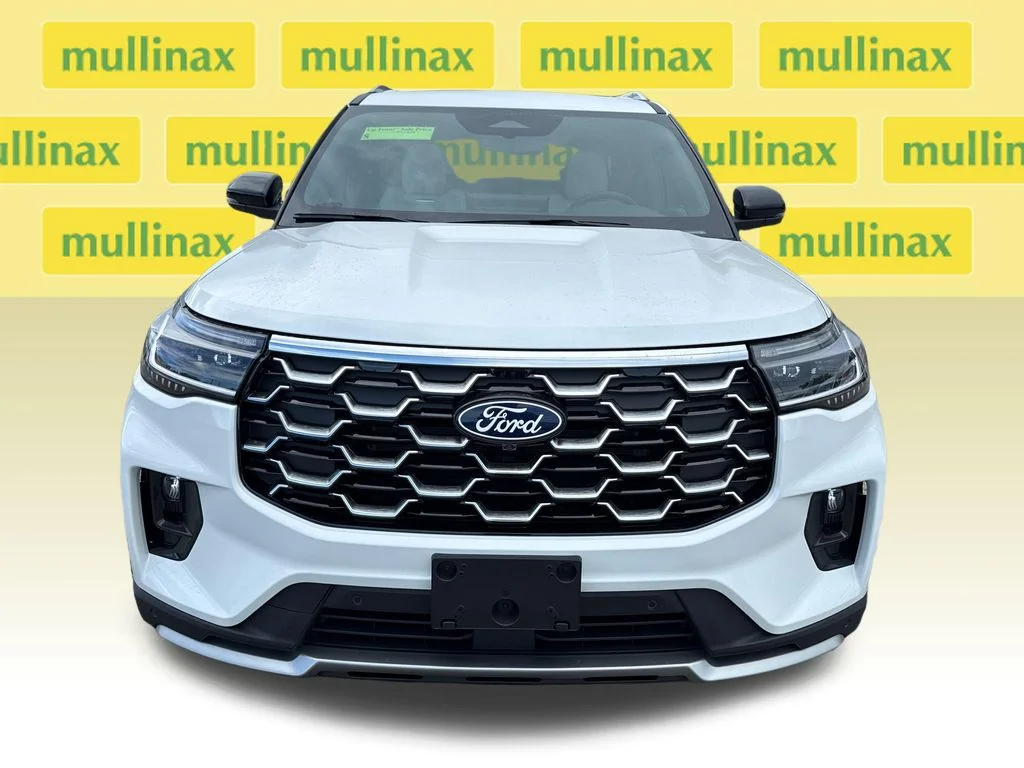 New 2027 White Ford Platinum image 14