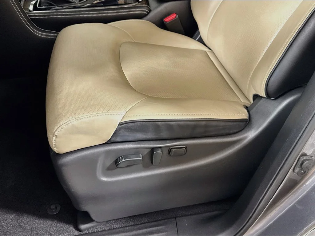 Certified Used 2021 Gray INFINITI Premium Select image 25