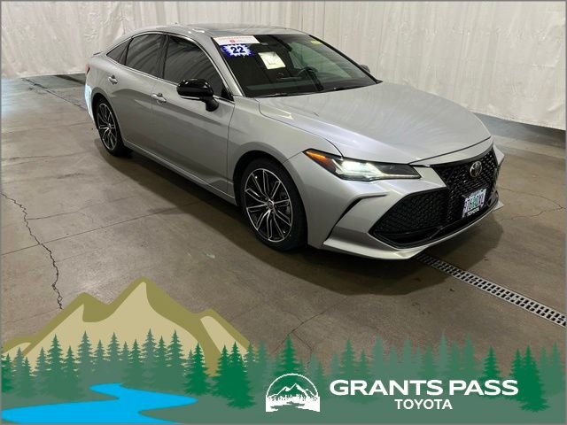 2022 Toyota Avalon Touring's photo