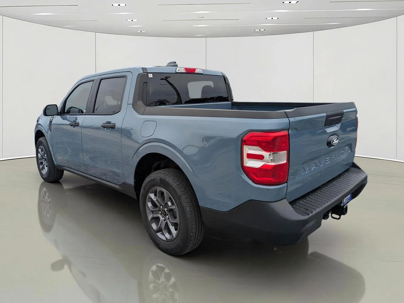 New 2026 Azure Gray Metallic Tri-Coat Ford XLT image 8