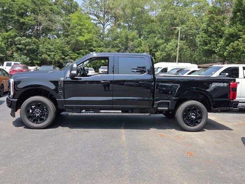 New 2026 Agate Black Metallic Ford F-250® XLT image 5