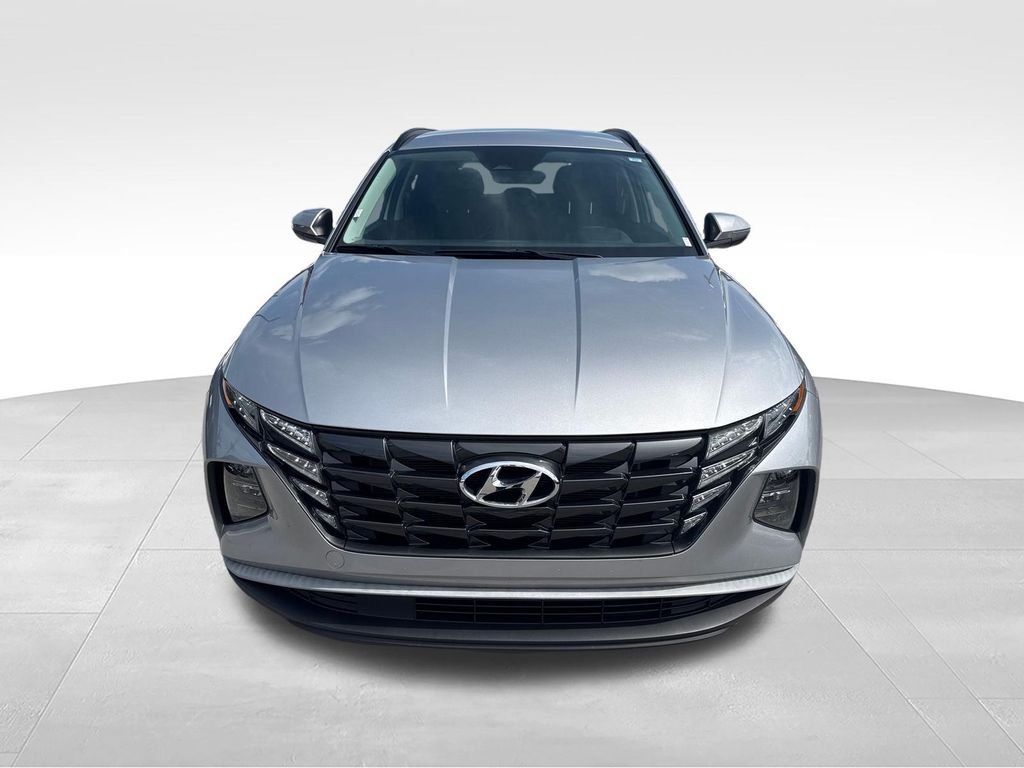 Used 2023 Silver Hyundai SEL image 8