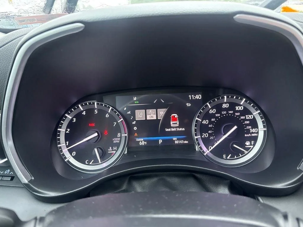 Used 2022 Red Toyota XLE image 5
