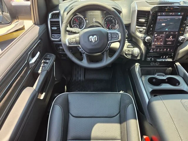 New 2026 Diamond Black Crystal Pearl-Coat Exterior Paint RAM Laramie image 12